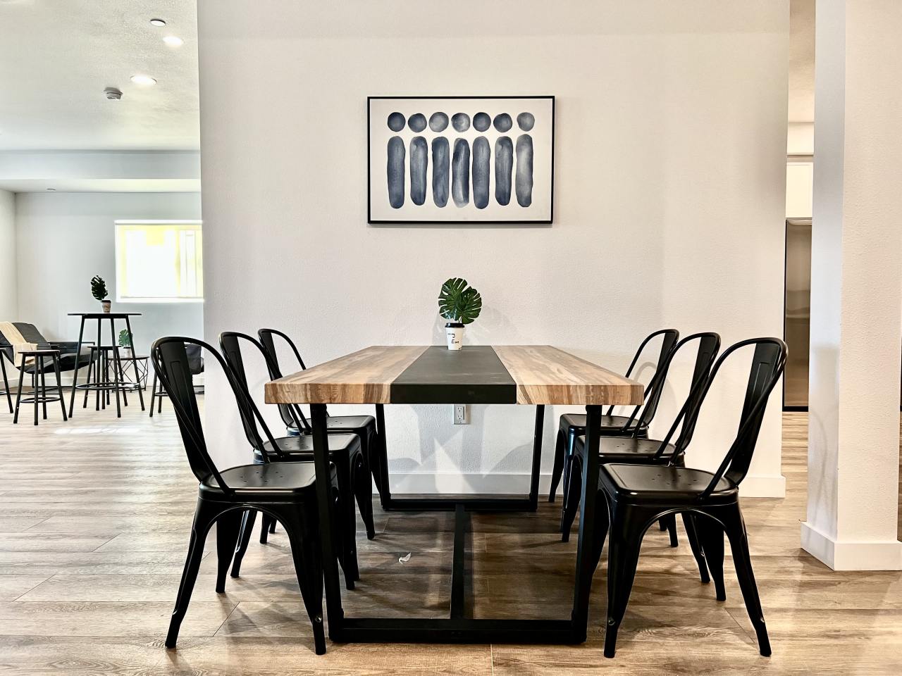 1587 W 35th Street - Co-Living Image 13