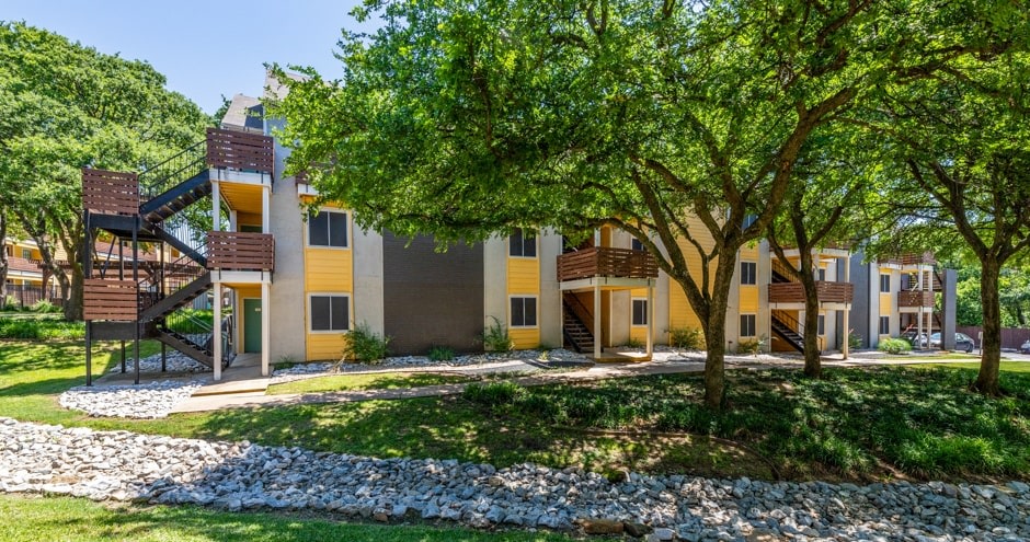Flintridge Apartments Image 16
