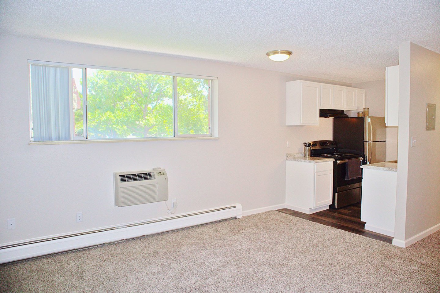 Lamar Village Apartments Image 18