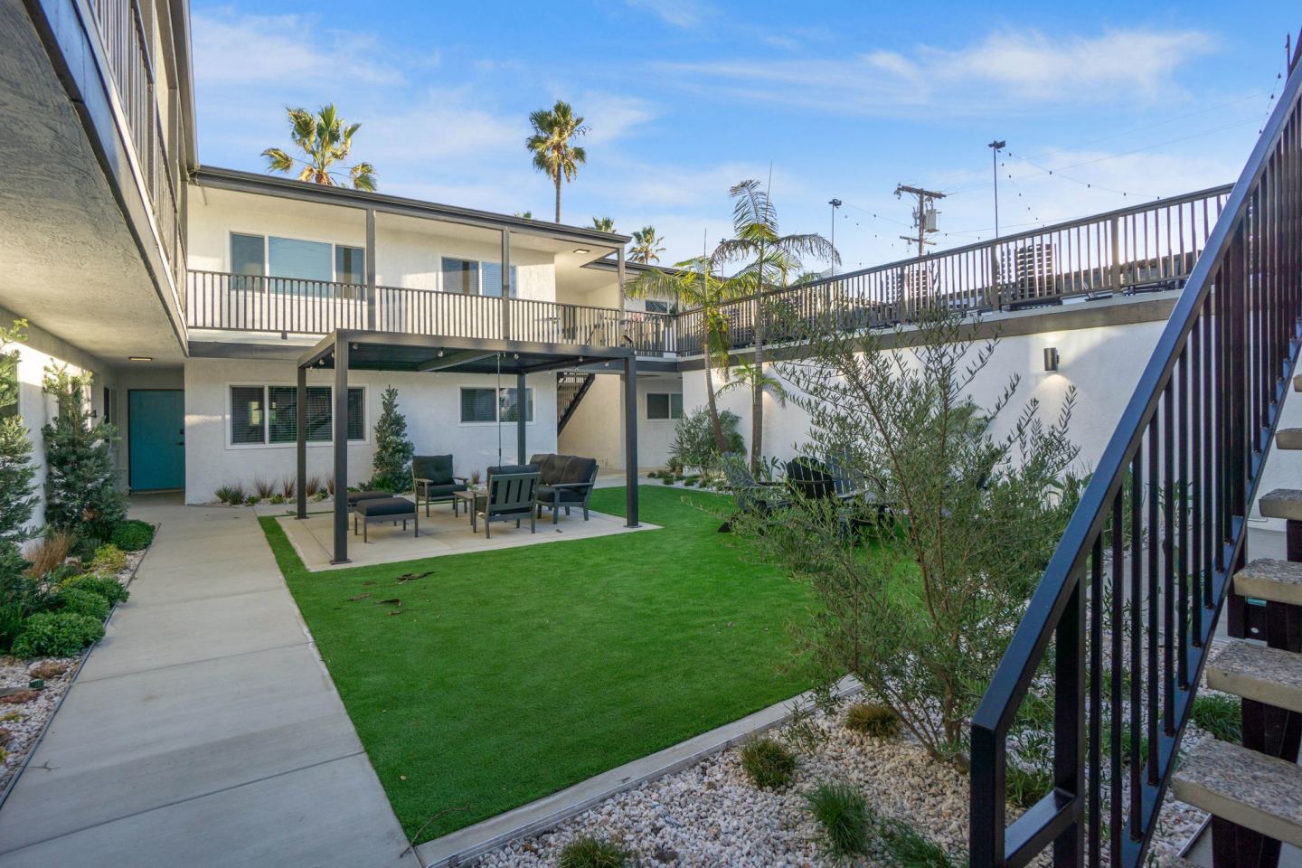 Ocean Breeze Terrace Image 36