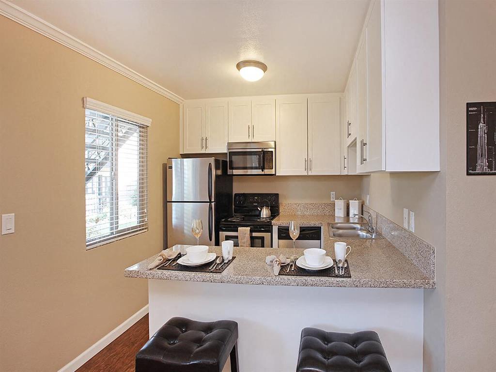 Bluffs at Carlsbad Apartments Image 18