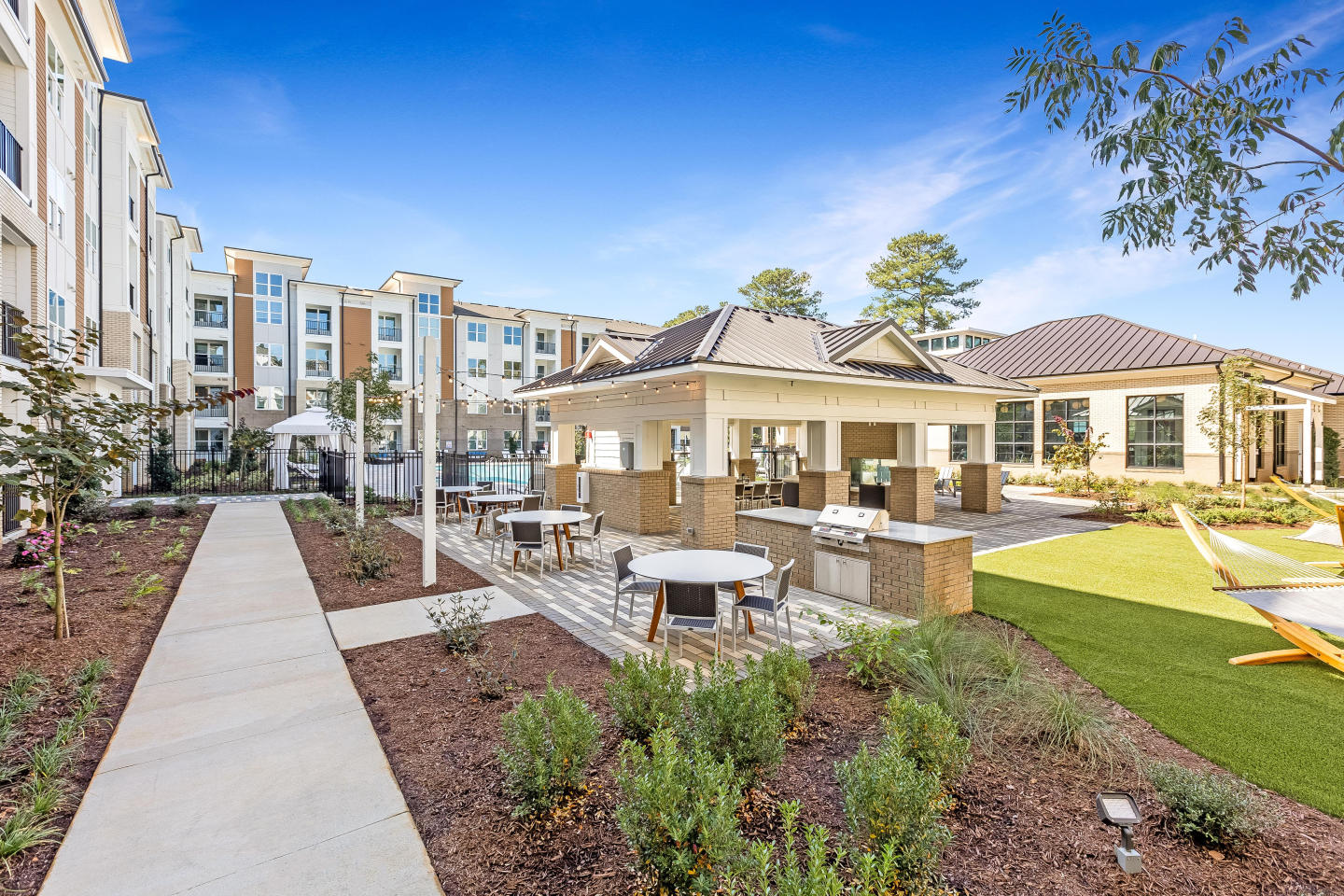 Bainbridge Cary Image 10