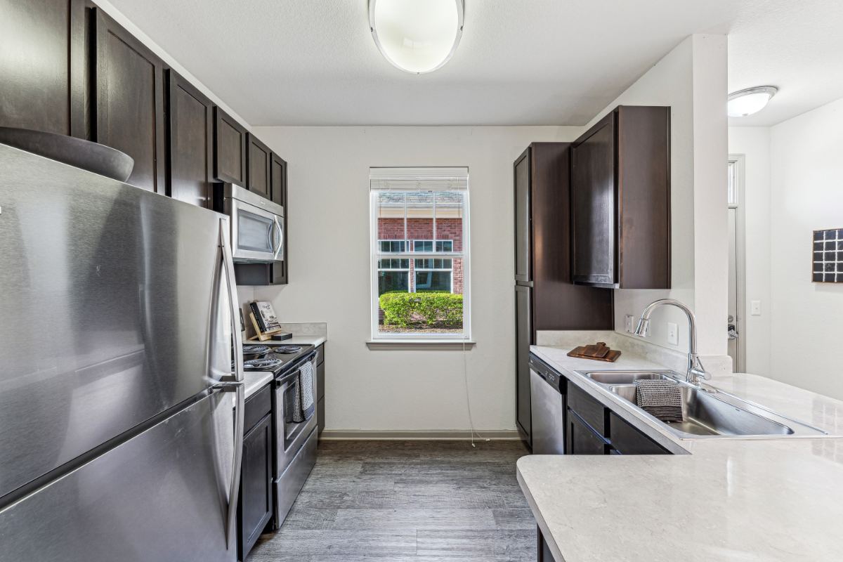 Otarre Pointe Apartment Homes Image 32