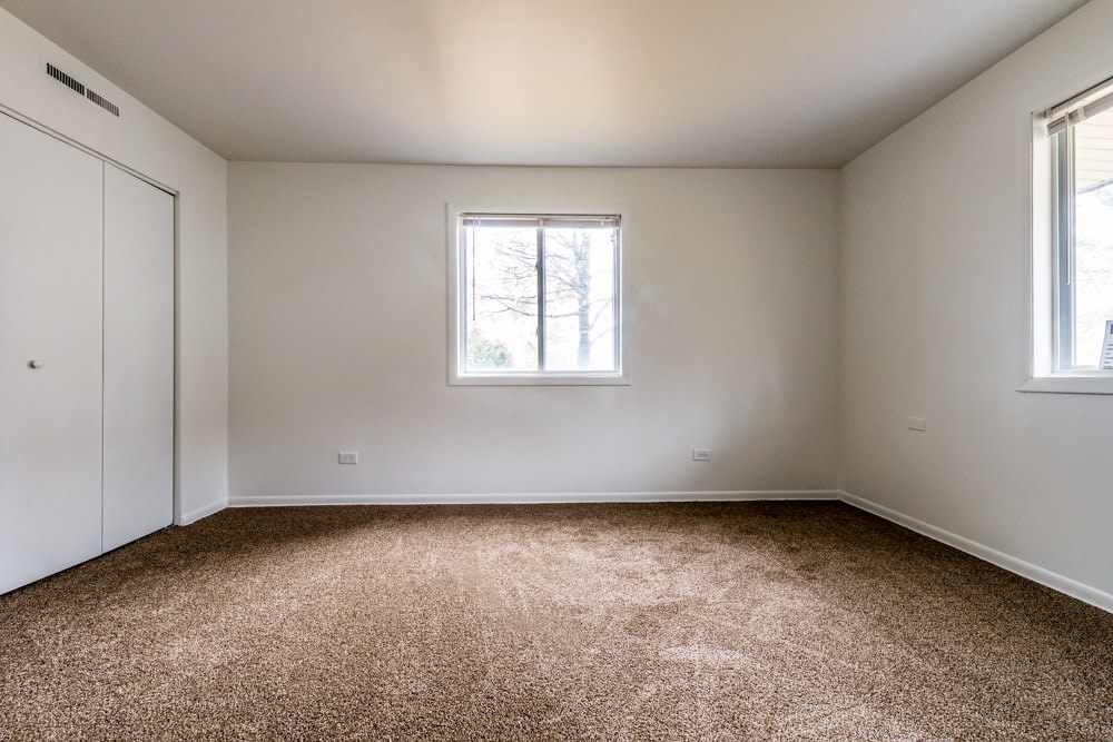 4206 Lindenwood Drive Image 9
