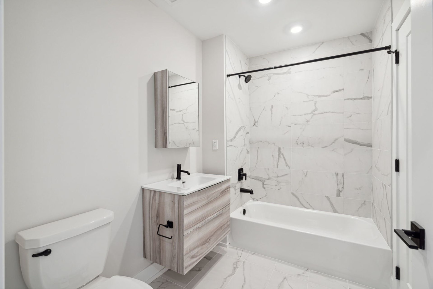 720 Thompson Street Image 42