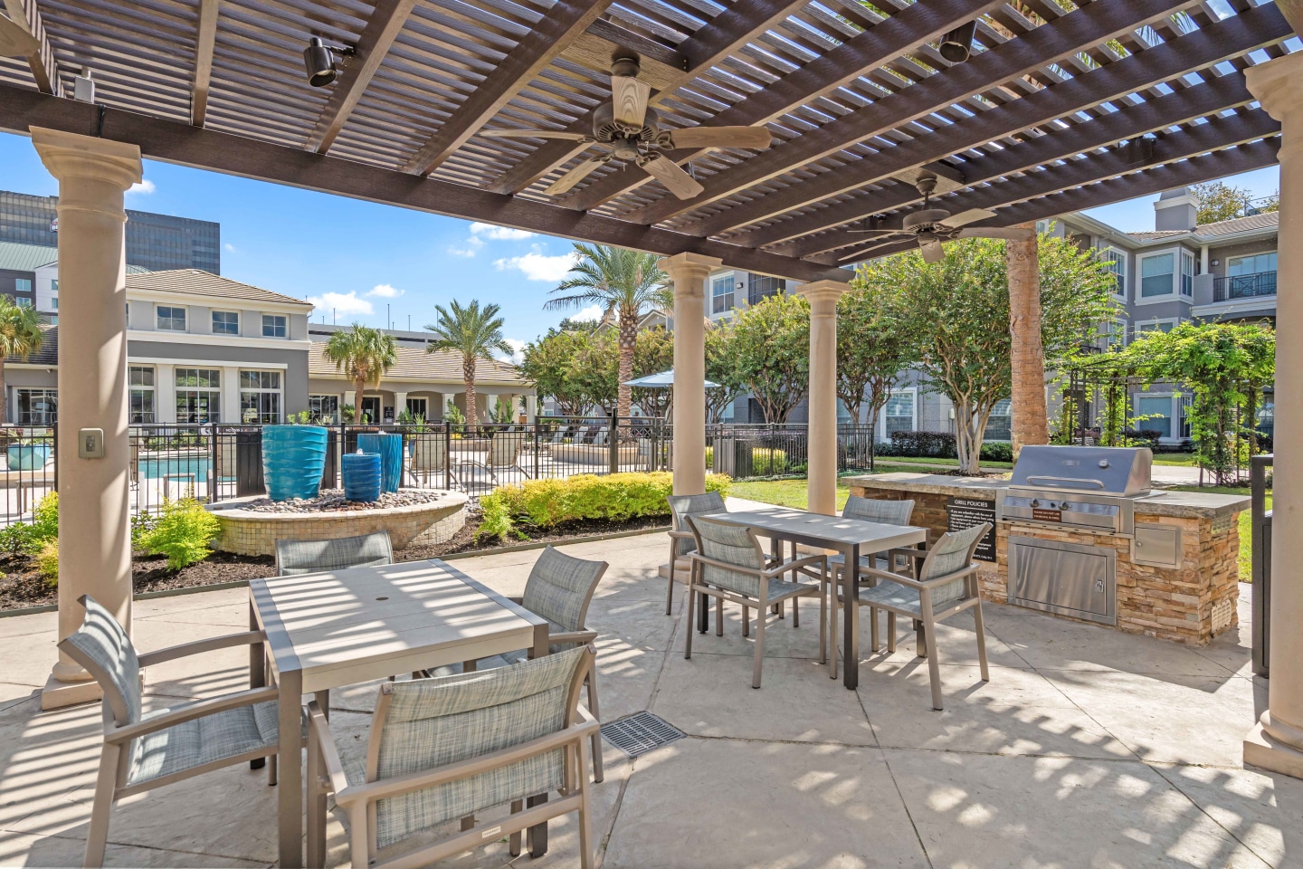 Gables Metropolitan Uptown Image 6