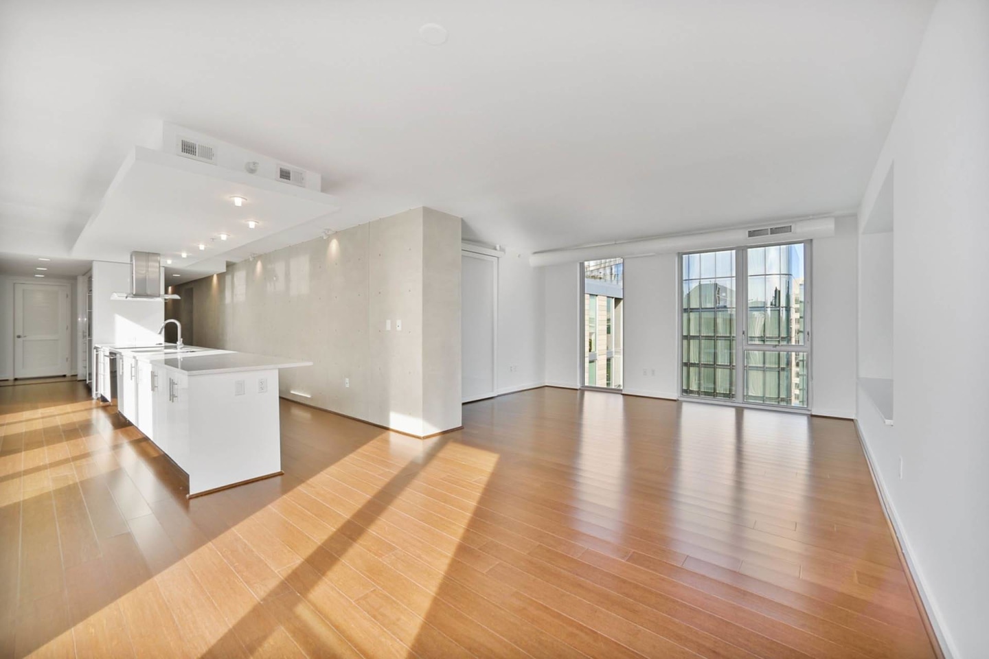 The Apartments at CityCenter Image 14