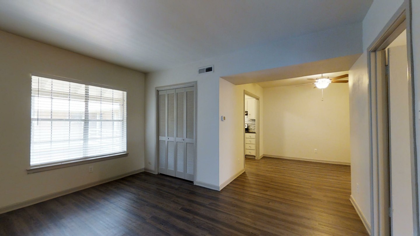 Westside Court Image 11