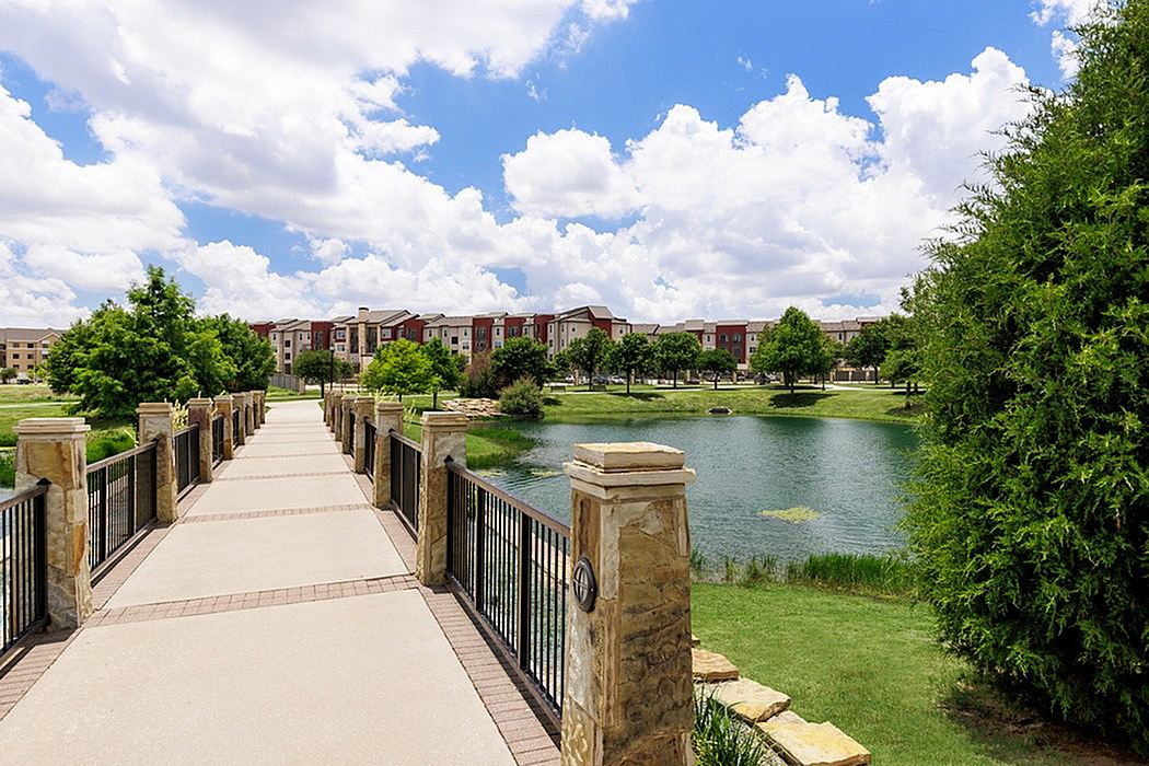 Larkspur at Twin Creeks - 55+ Senior Living Community Image 32