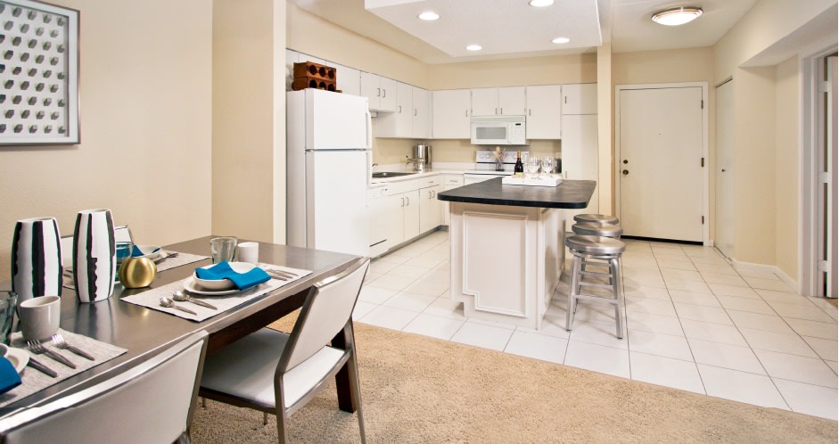 Embassy Park Apartments Image 17