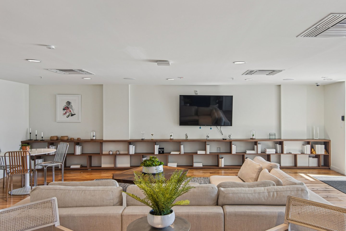 Riverview One Image 18