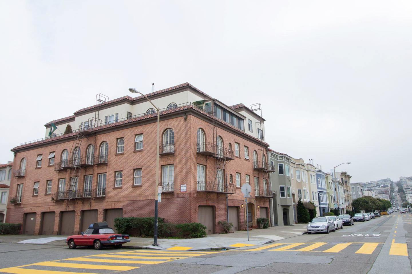 3560 DIVISADERO Image 16