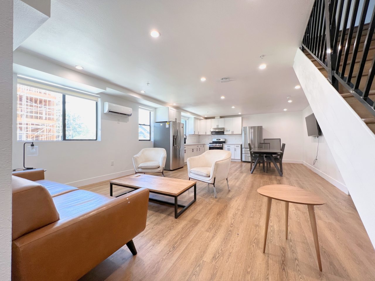3100 S Normandie Avenue - Co-Living Image 4