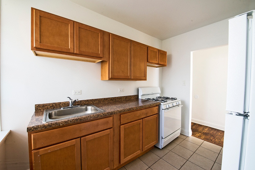 2838 E 91st Street South Chicago Apartments Image 6