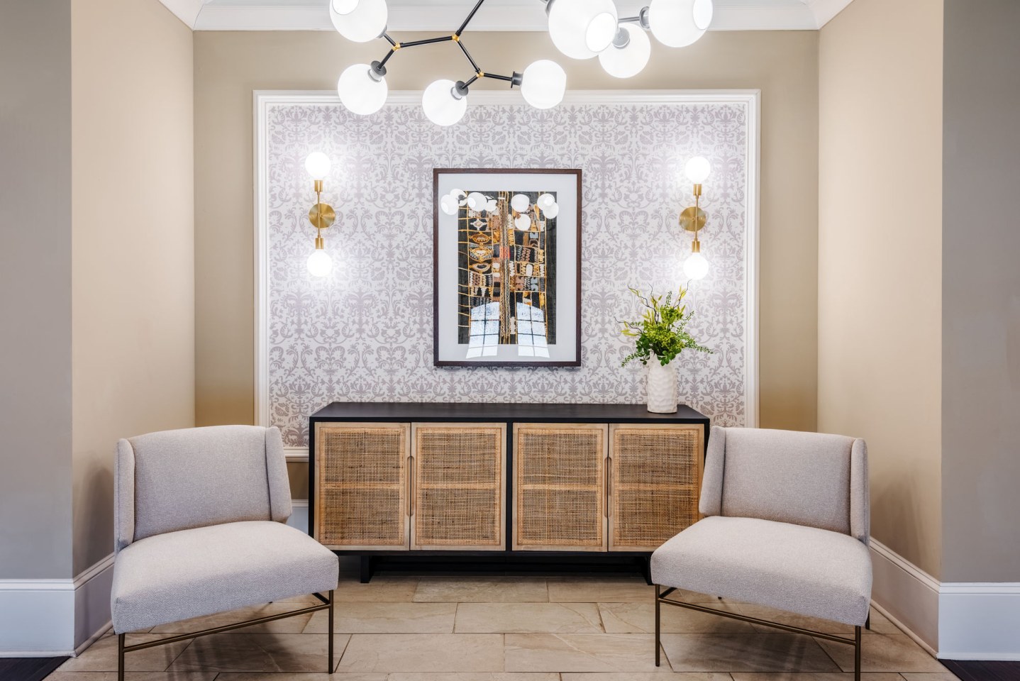 511 Queens Image 17