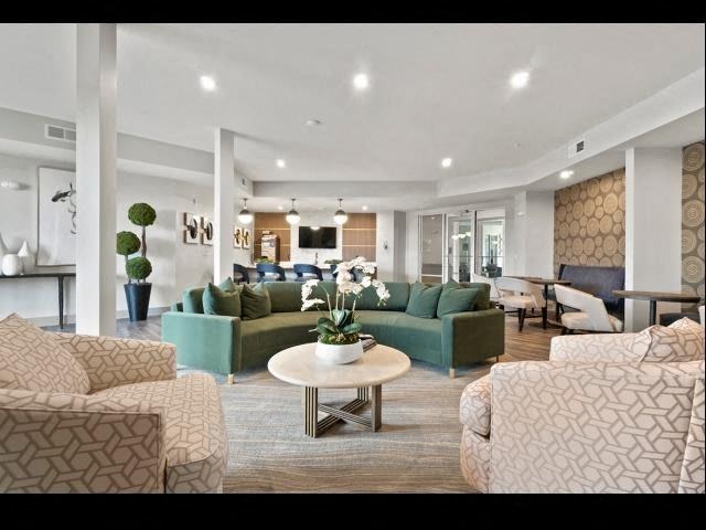 The Vue at Westchester Image 15