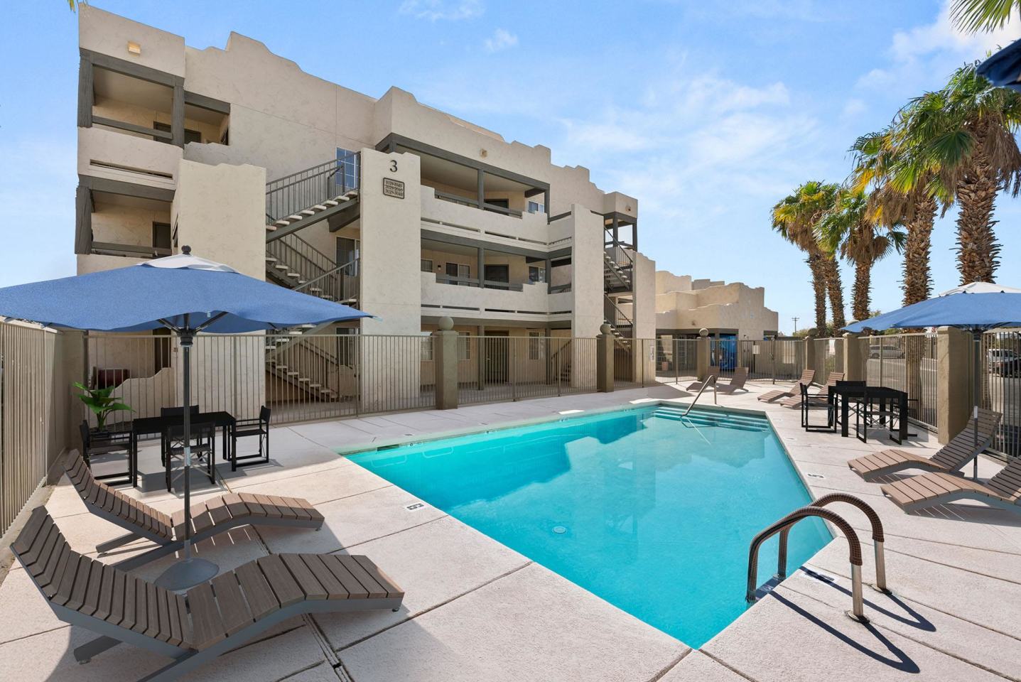 Silver Cliffs Apartments Image 13