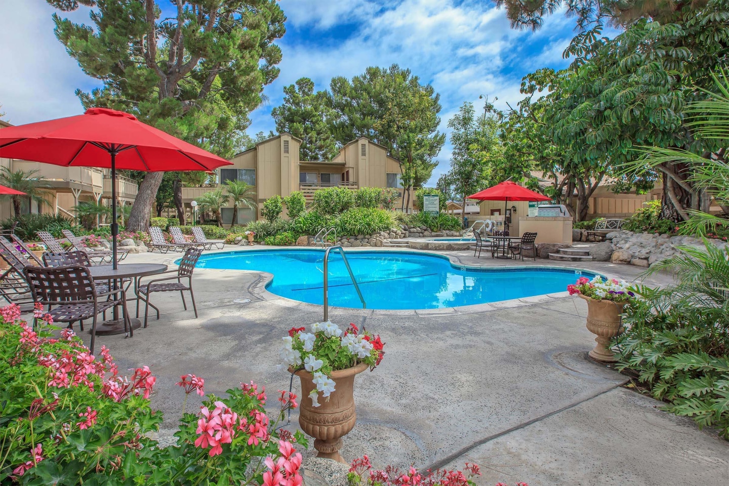 Highland Creek Apartment Homes Image 9