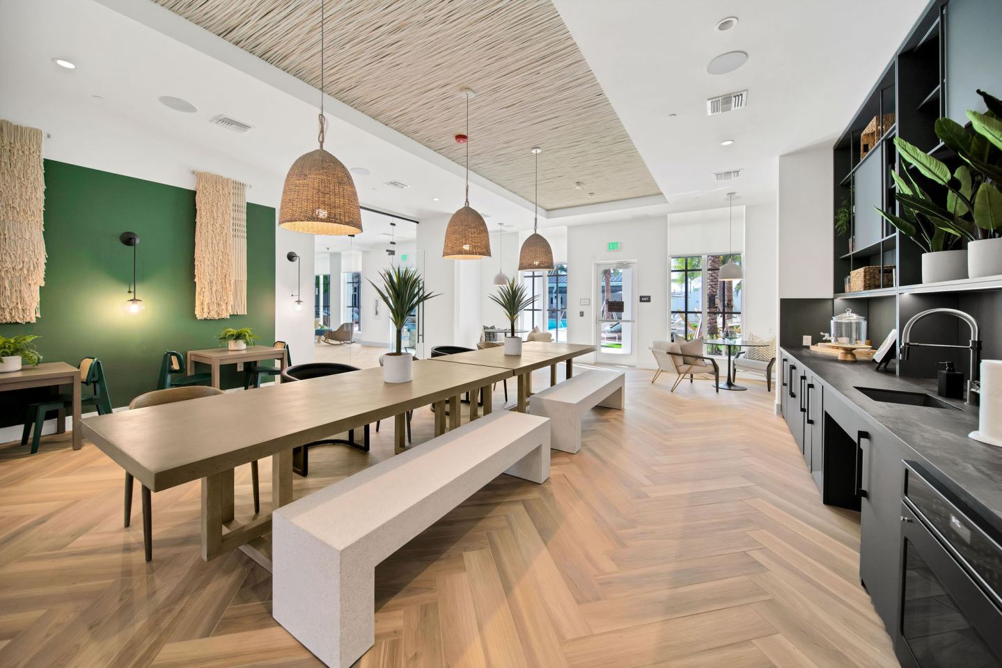 Vesada Luxury Apartment Homes Image 16