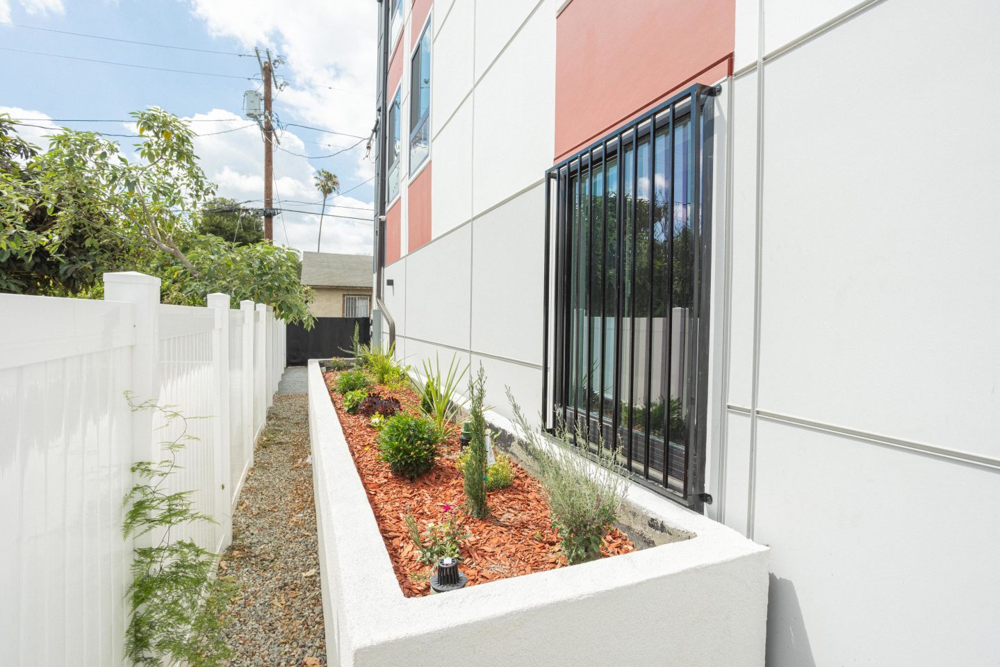 1458 W 37th Street - Co-Living Housing Image 10