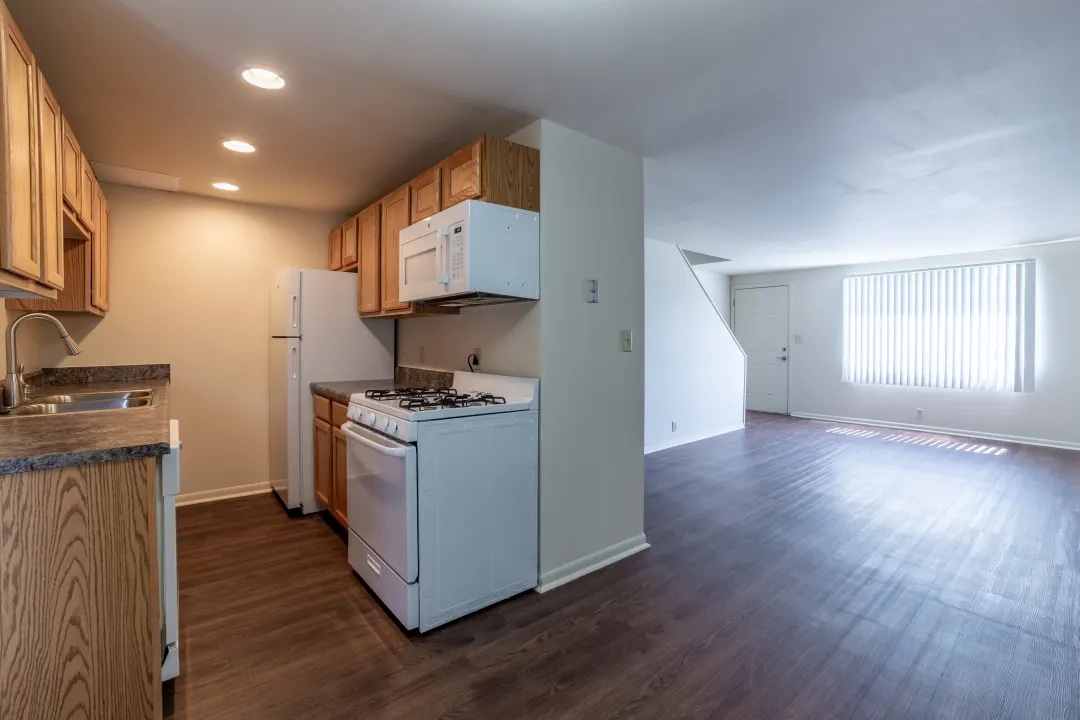 Shadeland Terrace Image 3