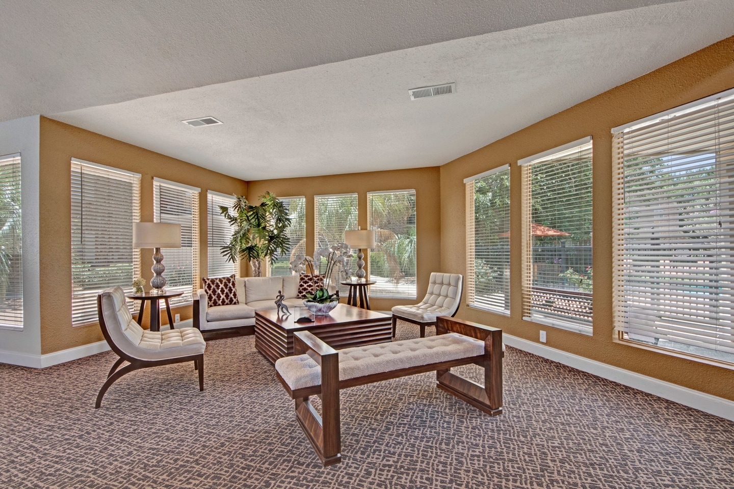 NORTHRIDGE COURT APARTMENT HOMES Image 16