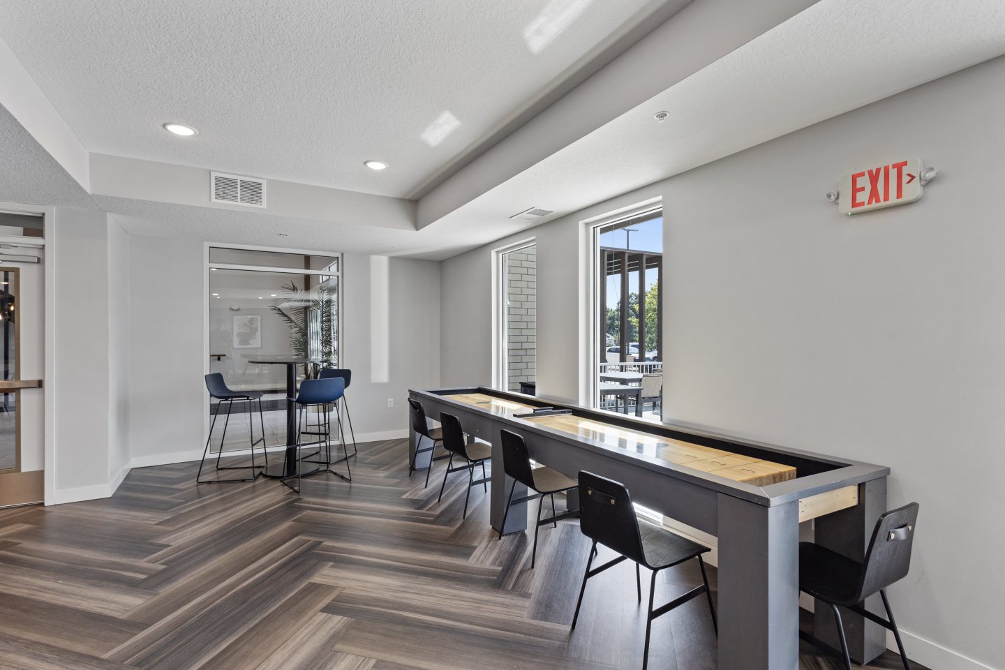 Spring House Image 46