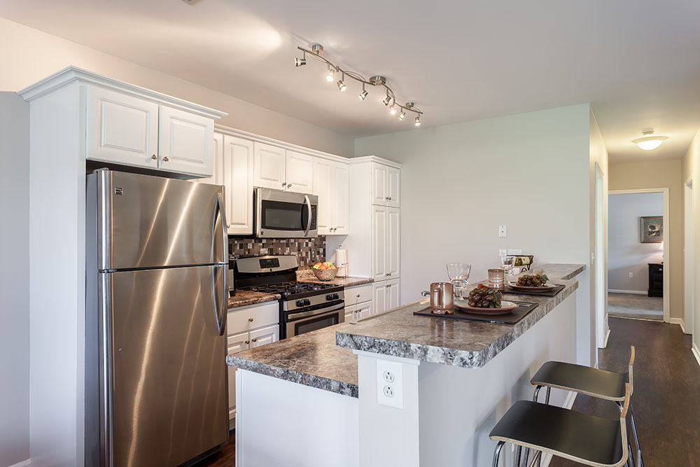 Oakmonte Apartments Image 8