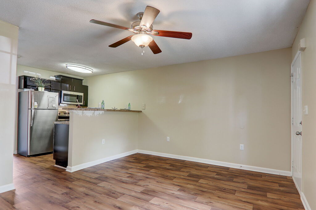 The Grove Apartments Image 19