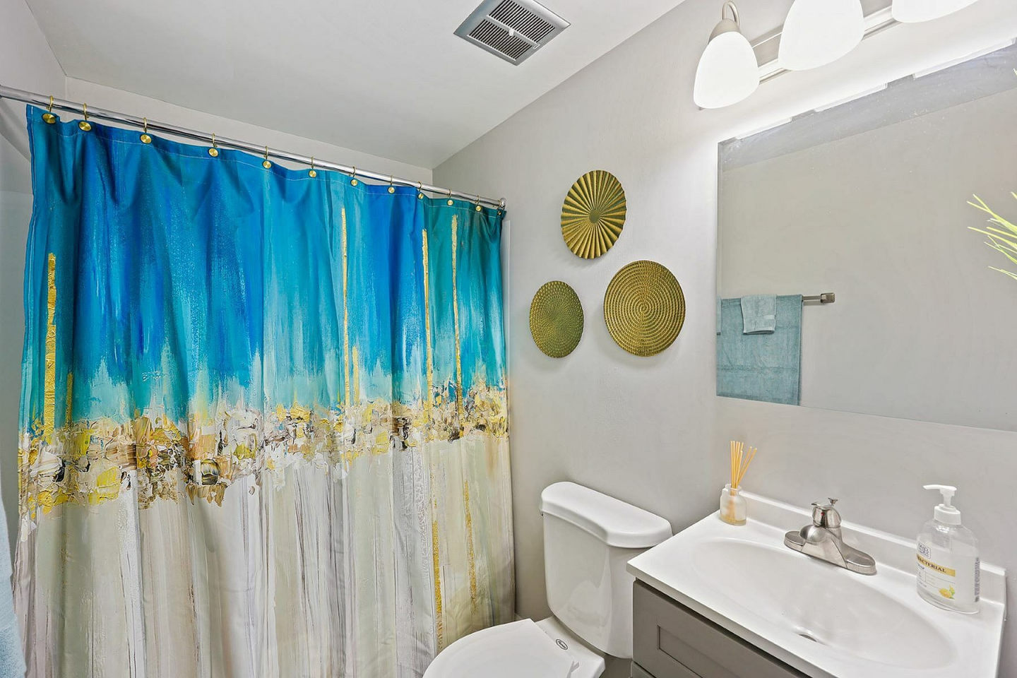 The Townhomes at River's Gate Image 10
