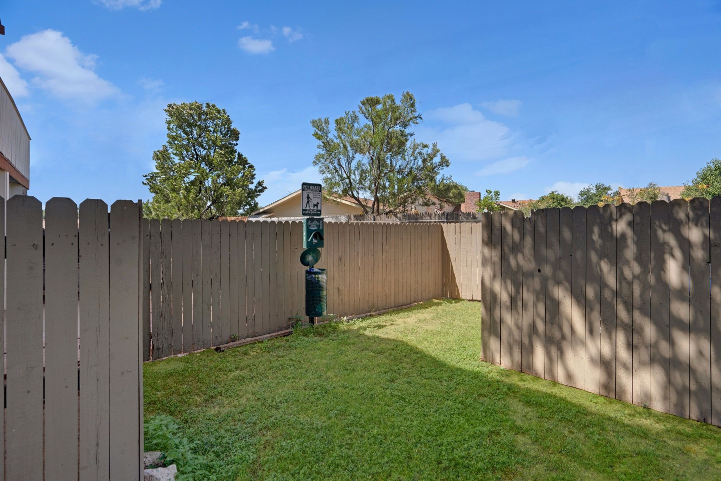 SUMMERTREE PLACE Image 15