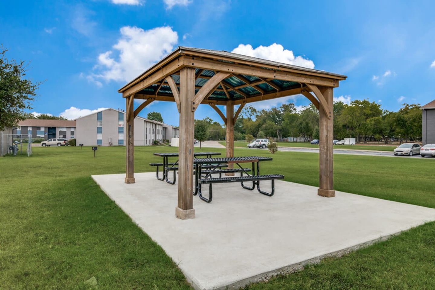 Sky Landing Apartments Image 43