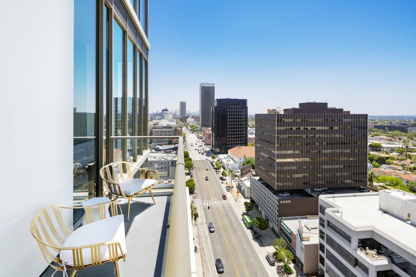 Vision on Wilshire Image 10