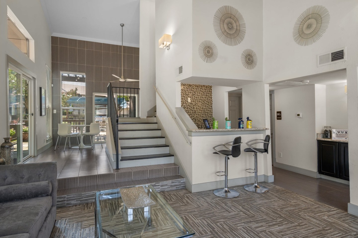 Vesper Living Image 44