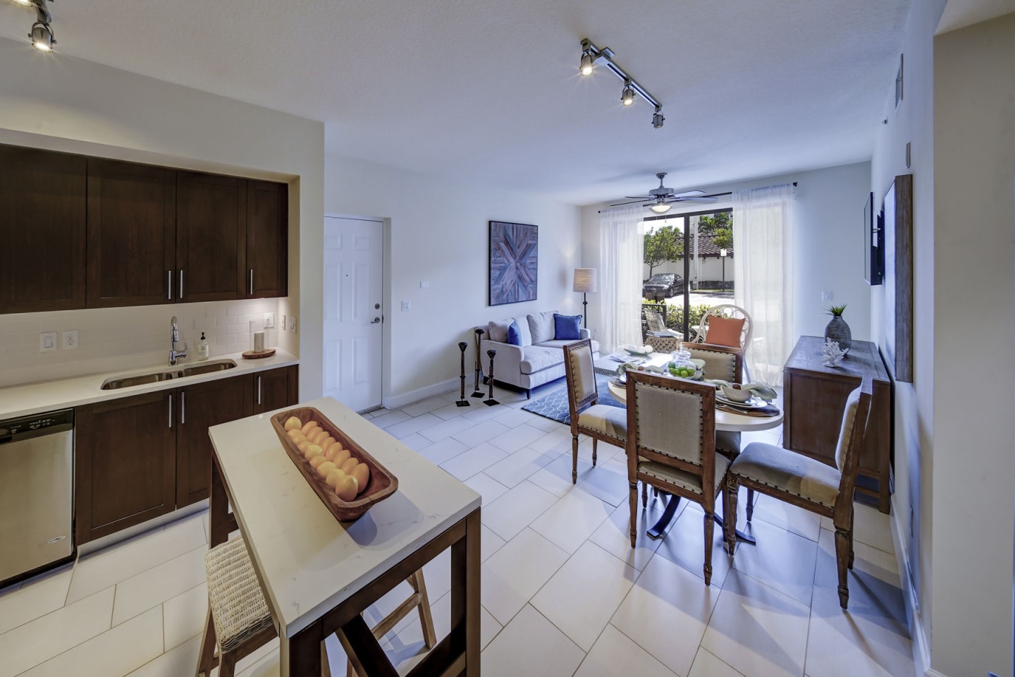 Solle Davie Luxury Apartments Image 8
