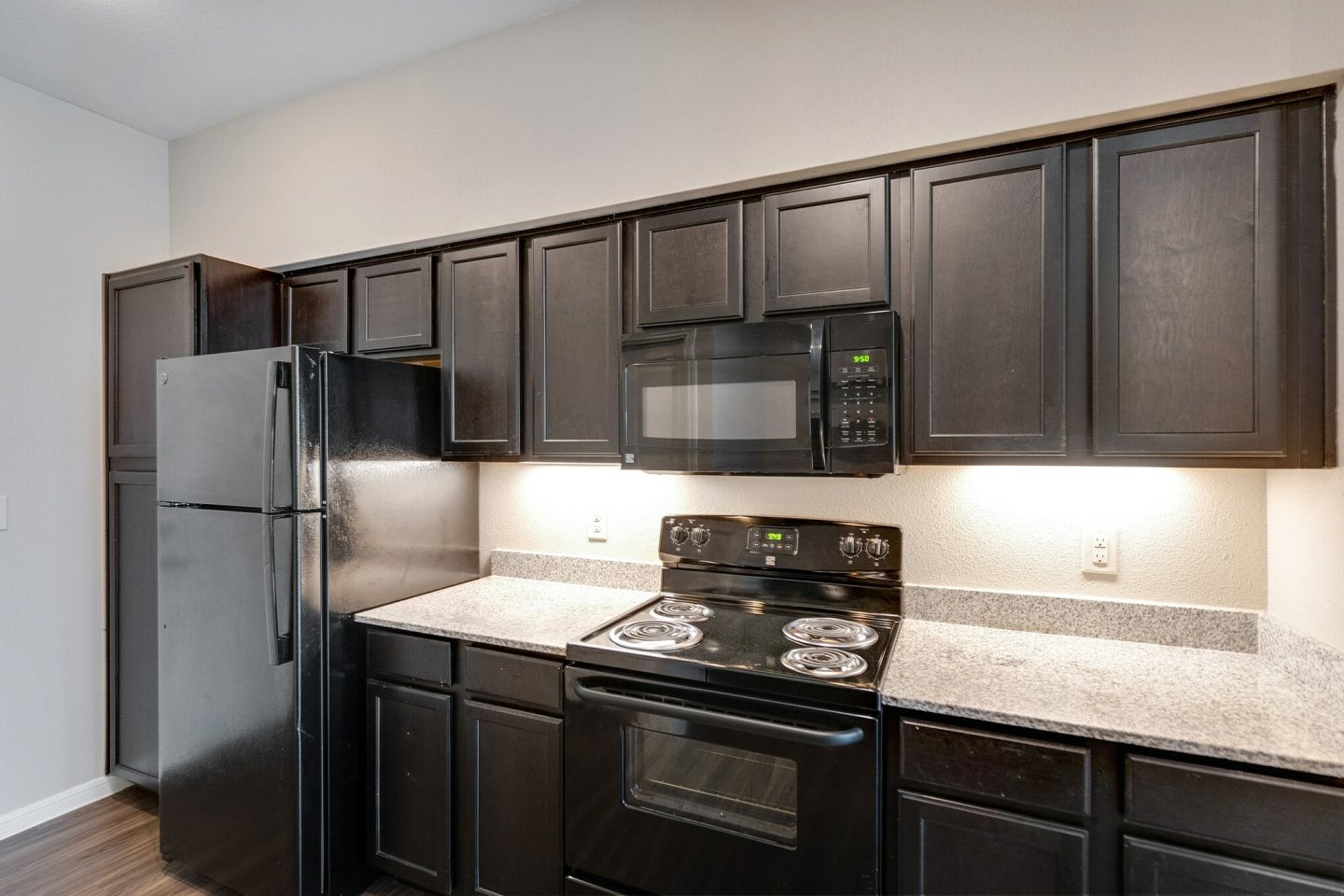 Rolling Hills Townhomes Image 14