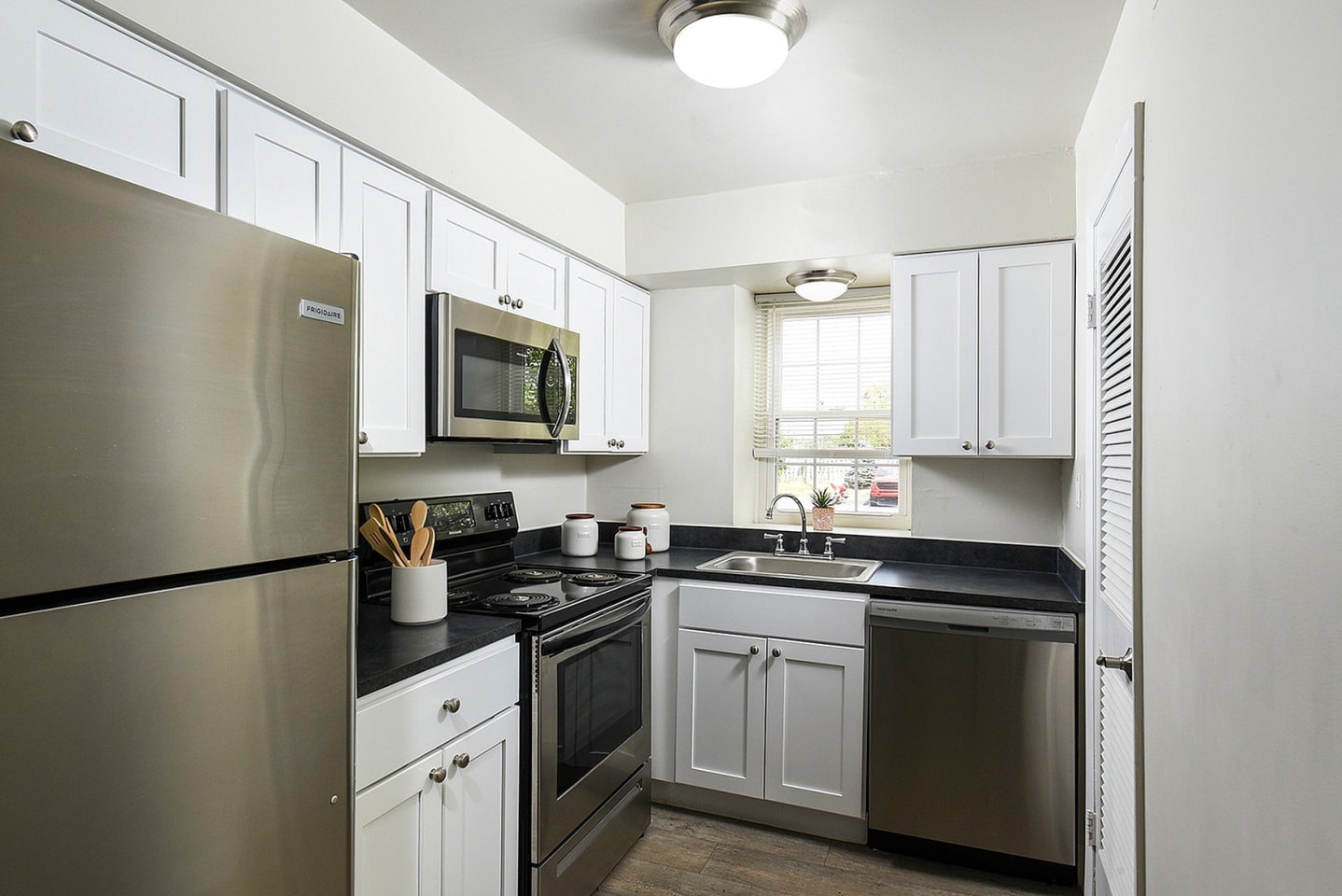 Willowbrook Image 14