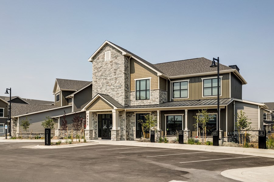 Icon Apartment Homes at Ferguson Farm Image 11
