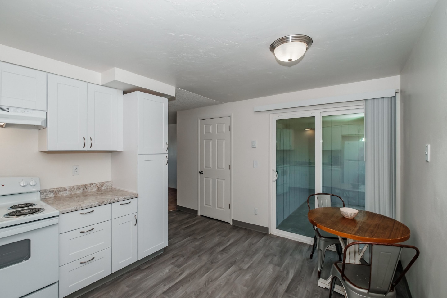 Sequoia Apartments Image 5