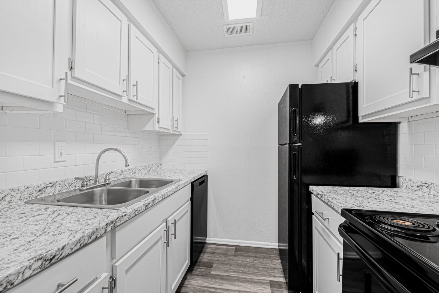 Crescent Place Apartments Image 22