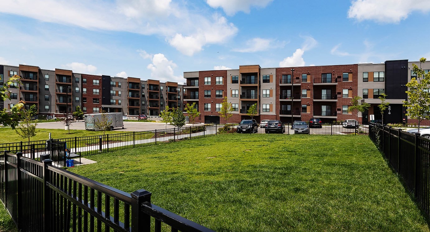 Eastpark Apartments Image 6