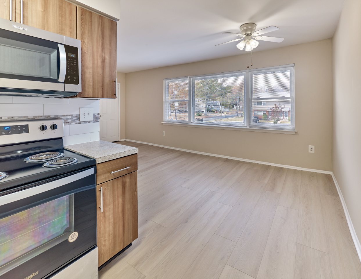 Maple Grand Image 15