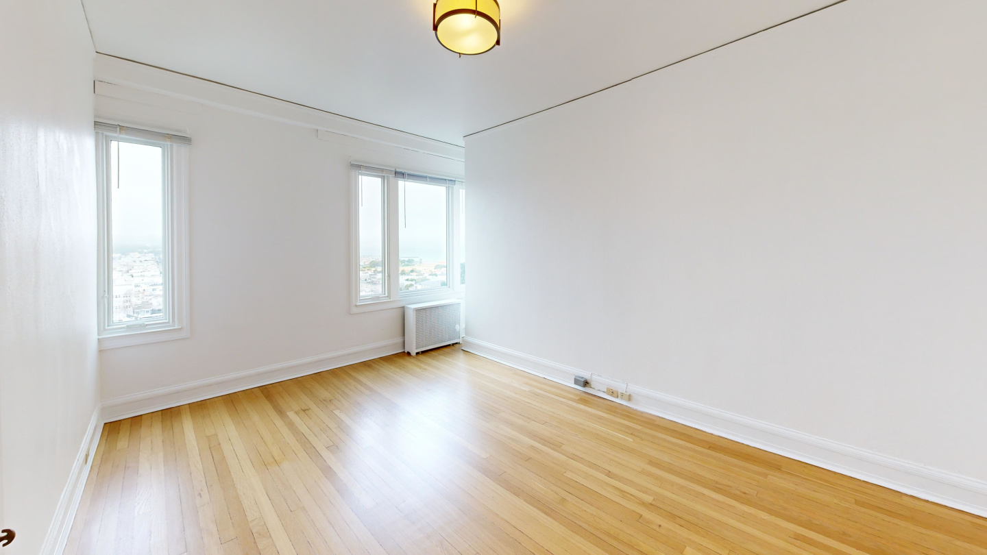 2677 Larkin - Furnished Image 6