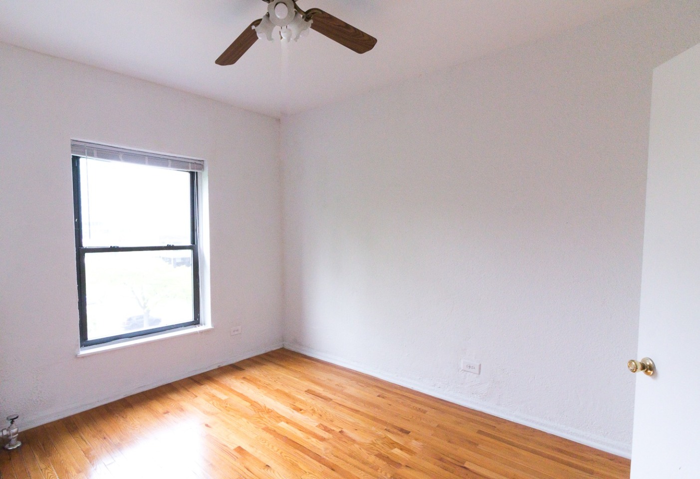 1515 E. 54th Street Image 20