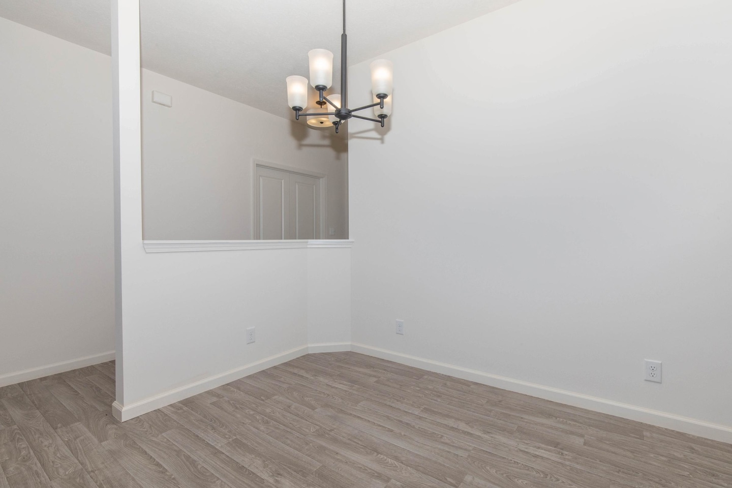 Avalon Bluffs Image 98
