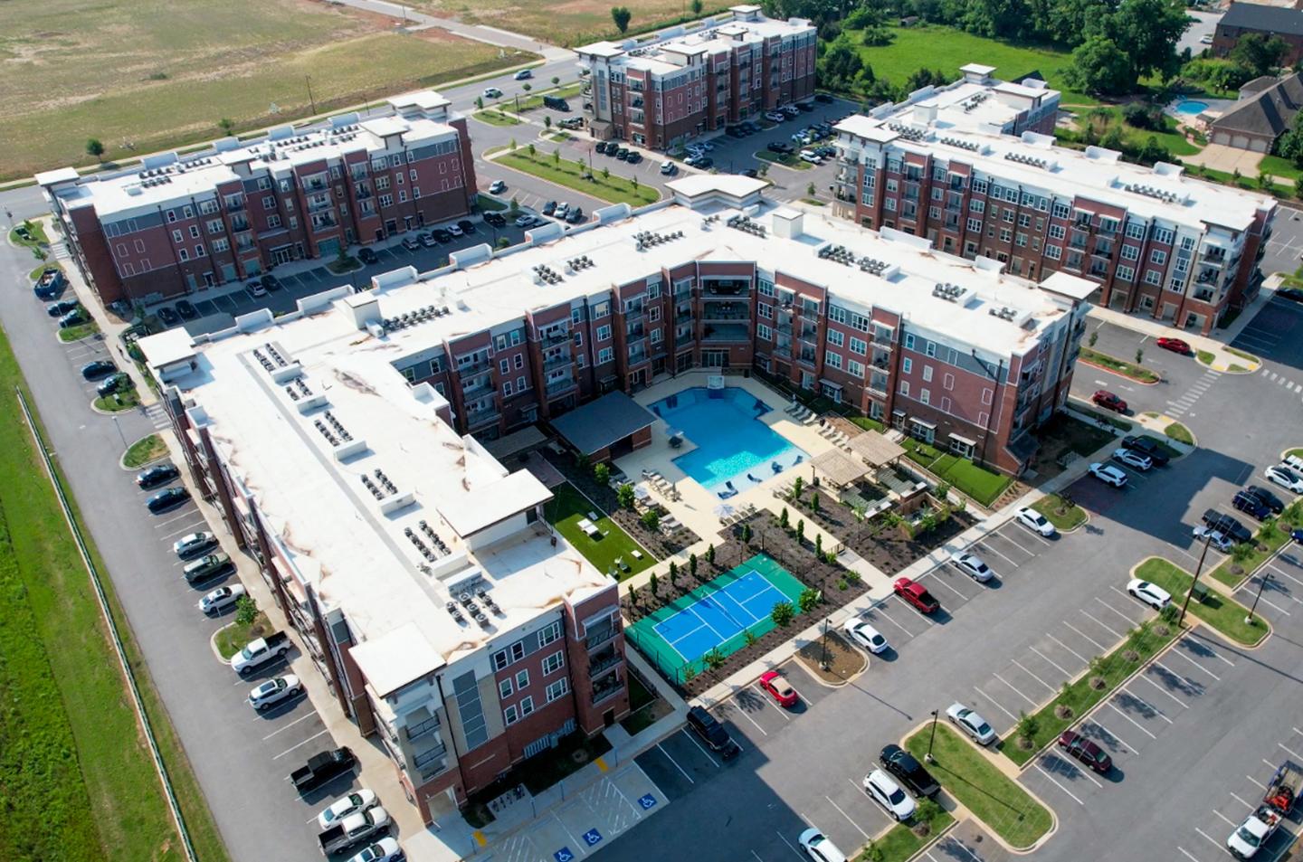 Uptown Terrace Image 14