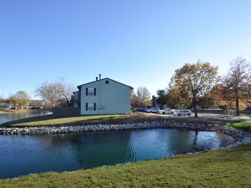 Pavilion Lakes Apartments Image 29
