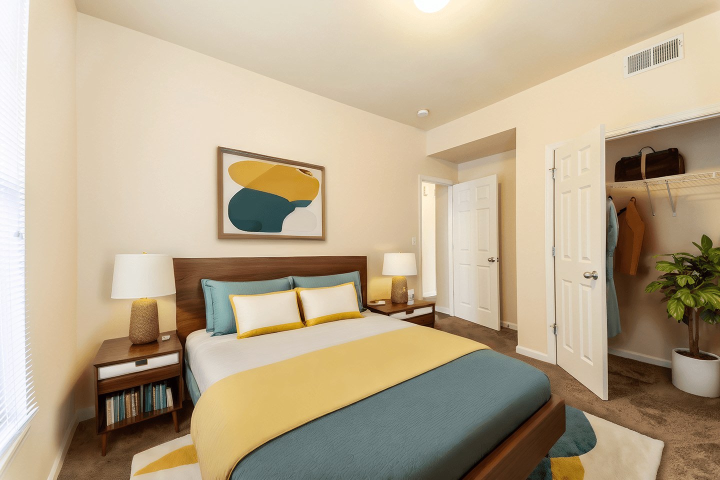 Renaissance Place at Grand Apartments Image 3