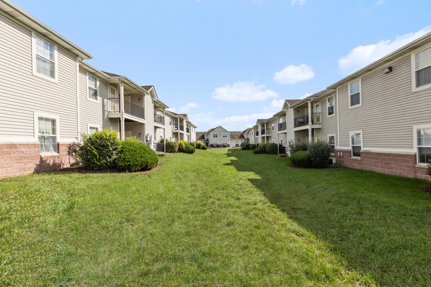 Runaway Bay Apartments Image 28