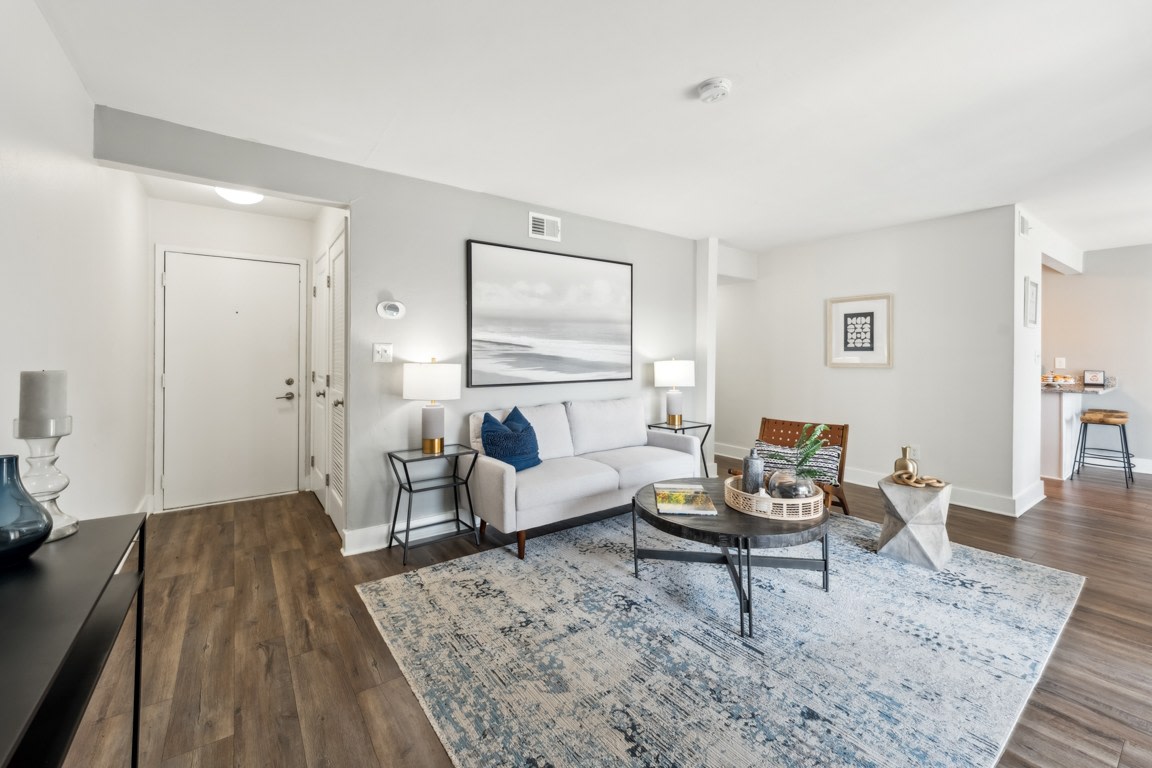 Linkhorn Bay Apartments Image 23